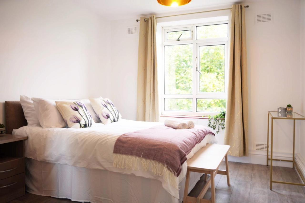 Sophie Place In Vauxhall - 3 Double Beds, 1 Sofa Bed, Spacious London Exterior foto