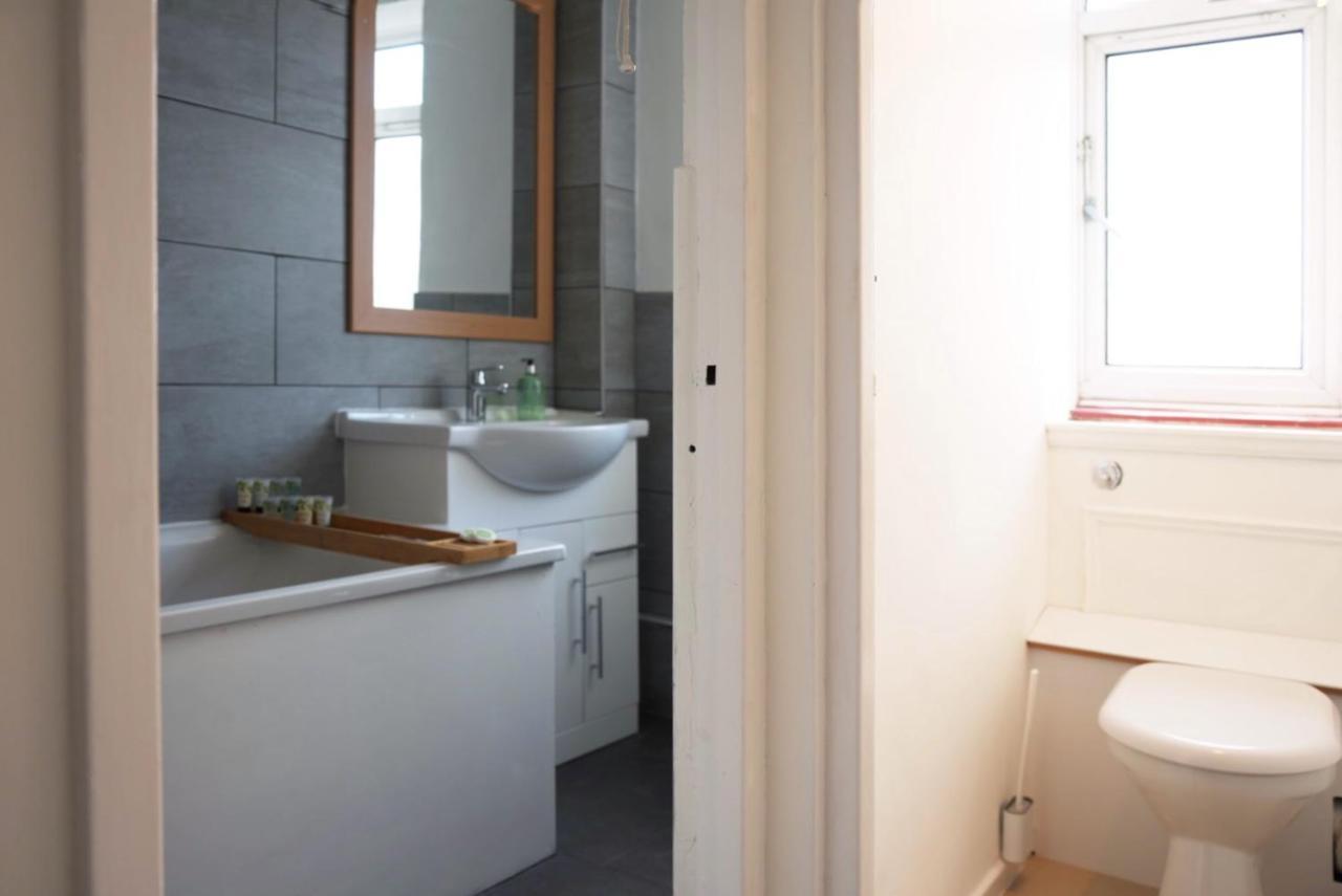 Sophie Place In Vauxhall - 3 Double Beds, 1 Sofa Bed, Spacious London Exterior foto