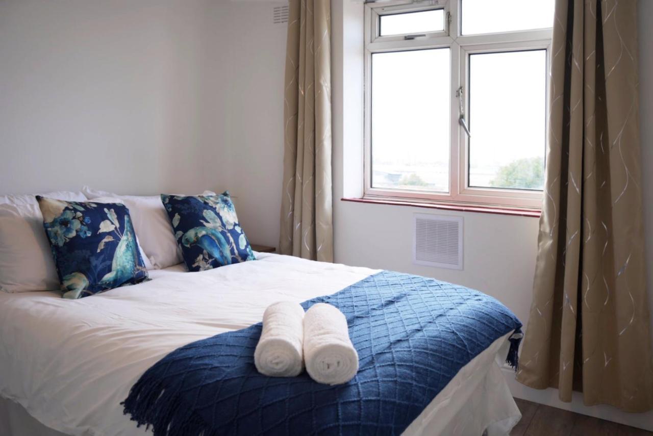 Sophie Place In Vauxhall - 3 Double Beds, 1 Sofa Bed, Spacious London Exterior foto