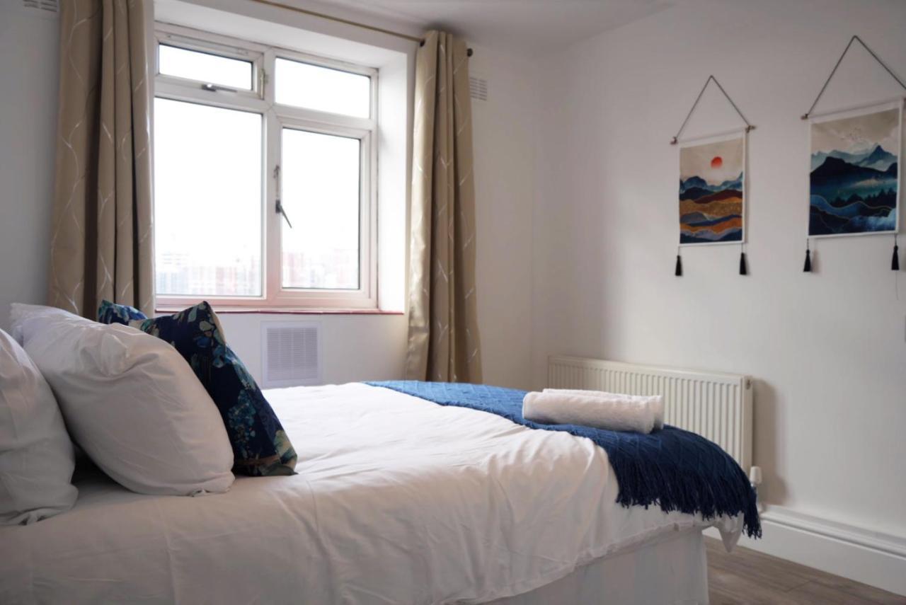 Sophie Place In Vauxhall - 3 Double Beds, 1 Sofa Bed, Spacious London Exterior foto