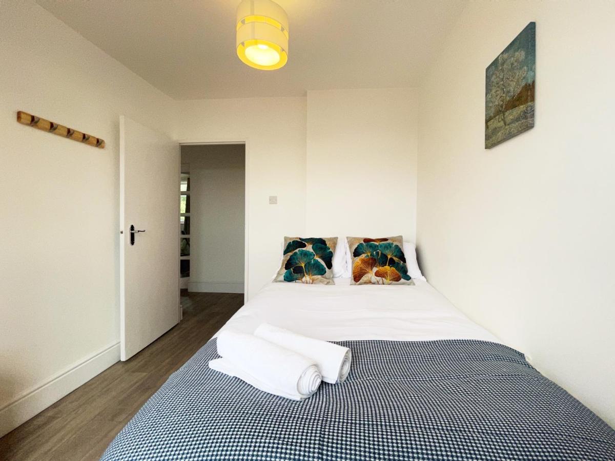 Sophie Place In Vauxhall - 3 Double Beds, 1 Sofa Bed, Spacious London Exterior foto
